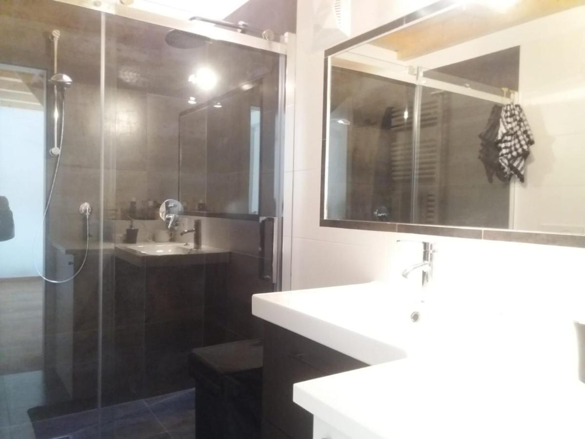 Apartment Lux Weitental Bagian luar foto